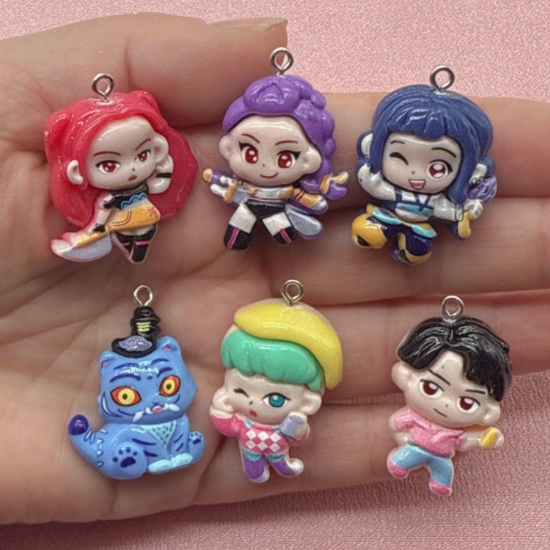 10pcs resin cartoon pendant, D - Resin 评论和价格